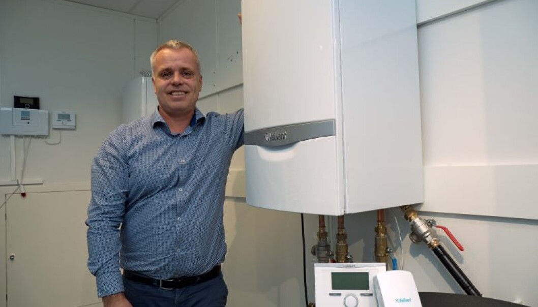 OMDØMME: Den lynkjappe endringen i støtten går ut over omdømmet til Enova, mener daglig leder Benny Simonsen i Vaillant Norge. OMDØMME: Den lynkjappe endringen i støtten går ut over omdømmet til Enova, mener daglig leder Benny Simonsen i Vaillant Norge.