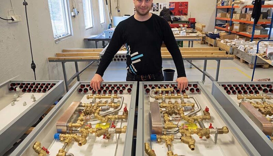 SKREDDERSYDD: Du bestemmer selv hvor store skapene skal være og hvilke produkter som blir brukt i dem, forteller Geir Henning Apeland. SKREDDERSYDD: Du bestemmer selv hvor store skapene skal være og hvilke produkter som blir brukt i dem, forteller Geir Henning Apeland.