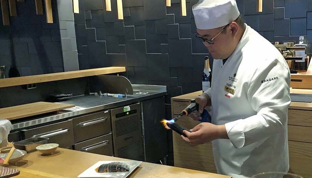 VERDENSMESTER: Vladimir Pak er kåret til verdens beste sushikokk. VERDENSMESTER: Vladimir Pak er kåret til verdens beste sushikokk.