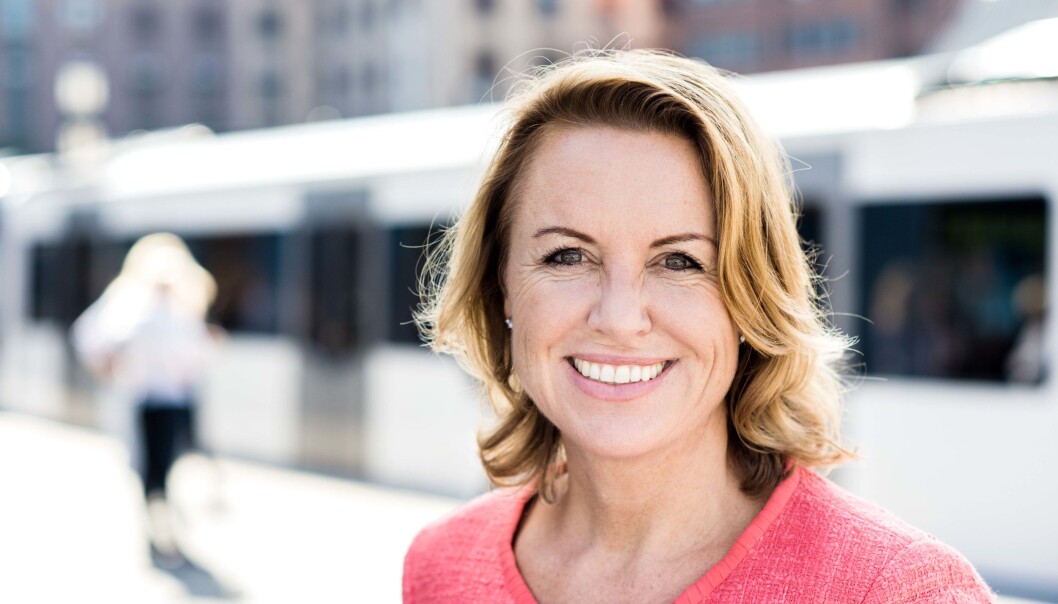 VARSKU: – Et varsku før kommune- og fylkestingsvalget, skriver RIF i den ferske rapporten om rikets tilstand. Overraskende mange kommuner og fylker vet rett og slett ikke hva de har og hva de eventuelt ikke trenger, forteller administrerende direktør Liv Kari Skudal Hansteen. VARSKU: – Et varsku før kommune- og fylkestingsvalget, skriver RIF i den ferske rapporten om rikets tilstand. Overraskende mange kommuner og fylker vet rett og slett ikke hva de har og hva de eventuelt ikke trenger, forteller administrerende direktør Liv Kari Skudal Hansteen.