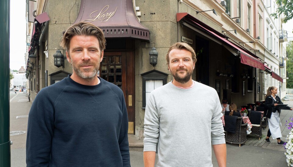 GAMMELT OG NYTT: Kjøkkenet varmer opp både gammel restaurant og modern kontorlokaler i Parkveien 12, forteller Nicolai (til venstre) og Karl-Axel Bauer. Det har skjedd veldig mye mer spennende på Lorry enn det som dukker opp i mediene.