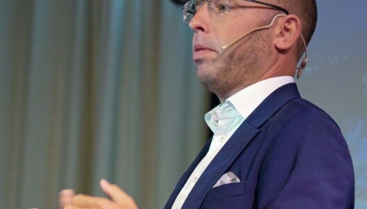 STOLTE: Kollegene til R8-sjef Emil Eriksrød er stolte over å få arbeide i nybygget. STOLTE: Kollegene til R8-sjef Emil Eriksrød er stolte over å få arbeide i nybygget.