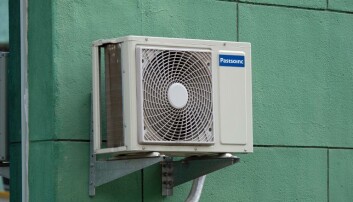 OINC-OINC: Nei, det er ikke Panasonic. Det er Pastsoinc. OINC-OINC: Nei, det er ikke Panasonic. Det er Pastsoinc.