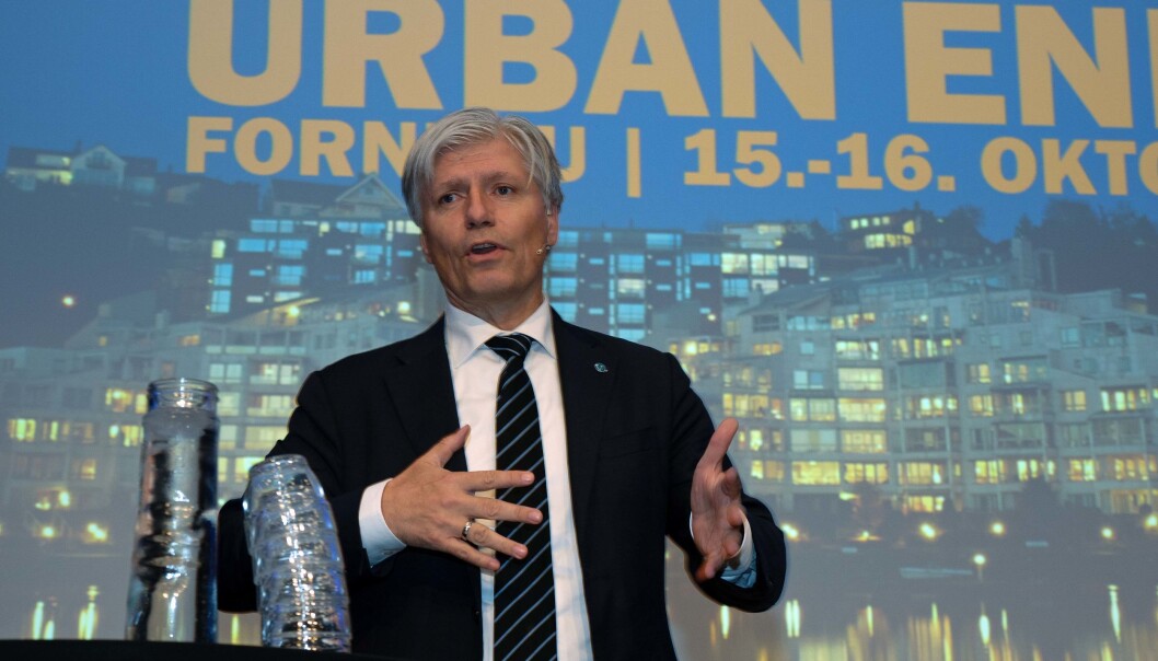 VANNMANN: Ola Elvestuen snakker varmt for vannbåren varme. VANNMANN: Ola Elvestuen snakker varmt for vannbåren varme.