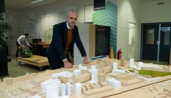 PHILIPS-FABRIKK: Tidligere var Strijp-S et kjempestort, lukket fabrikkområde og hovedkvarter for Philips, viser Thijs van Dieren. PHILIPS-FABRIKK: Tidligere var Strijp-S et kjempestort, lukket fabrikkområde og hovedkvarter for Philips, viser Thijs van Dieren.