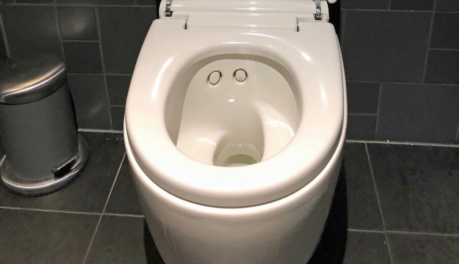 ATTRAKSJON: På Omakase-restaurantene i Stavanger og Oslo får gjestene aktiv oppfordring til å bruke toalettet – et Geberit Aquaclean Mera – i løpet av måltidet.