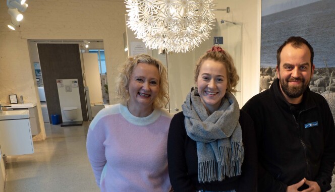SHOWROOM: Butikken har viktig rolle som showroom og kundekontakt – Wenche B. Undheim, Annlaug Torgersen og Aslak Åslid møter kundene i lokalene i utkanten av Sandnes sentrum. SHOWROOM: Butikken har viktig rolle som showroom og kundekontakt – Wenche B. Undheim, Annlaug Torgersen og Aslak Åslid møter kundene i lokalene i utkanten av Sandnes sentrum.