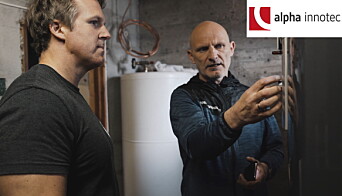 Kunde Daniel Holmberg med prosjektleder Bengt Are Eriksen fra Energiinovasjon Kunde Daniel Holmberg med prosjektleder Bengt Are Eriksen fra Energiinovasjon