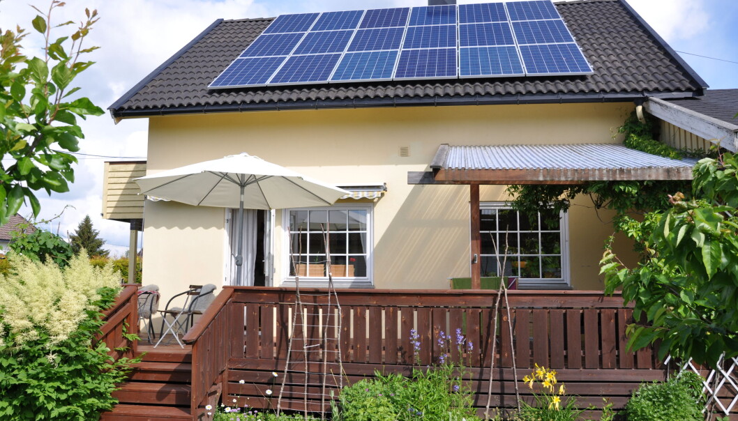 UTSETTER FRIST: Støtten til solceller og andre energitiltak blir likevel ikke redusert 1.juli. UTSETTER FRIST: Støtten til solceller og andre energitiltak blir likevel ikke redusert 1.juli.