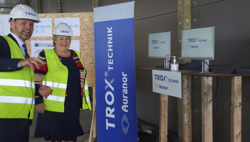 Peter Sønderskov og Erna Solberg. Peter Sønderskov og Erna Solberg.