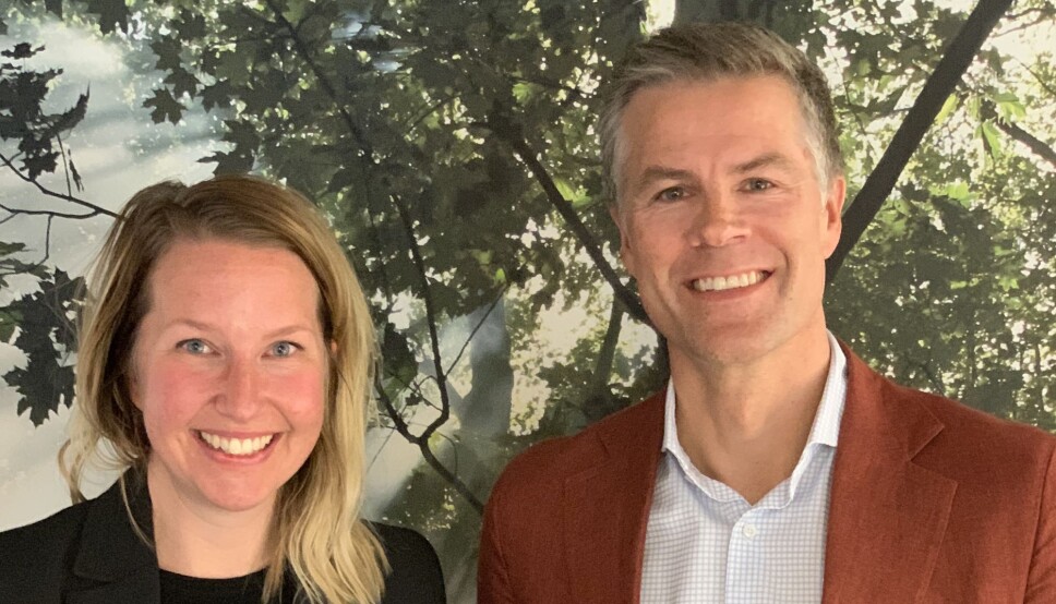 Fungerende administrerende direktør i Entro AS, Sofi Hildonen og CEO Sten-Roger Karlsen i View Software.
