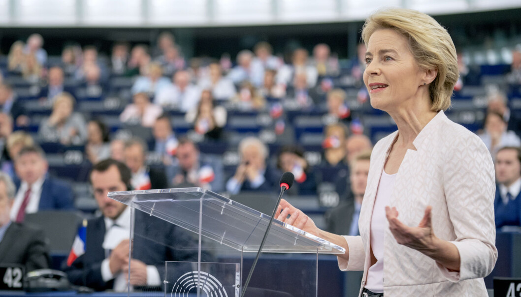 ÅRETS TALE: Talen om unionens tilstand tilsvarer den norske trontalen – den presenterer toppolitikernes planer for tiden som kommer. Ursula von der Leyen brukte den til å snakke om energi i bygninger. ÅRETS TALE: Talen om unionens tilstand tilsvarer den norske trontalen – den presenterer toppolitikernes planer for tiden som kommer. Ursula von der Leyen brukte den til å snakke om energi i bygninger.