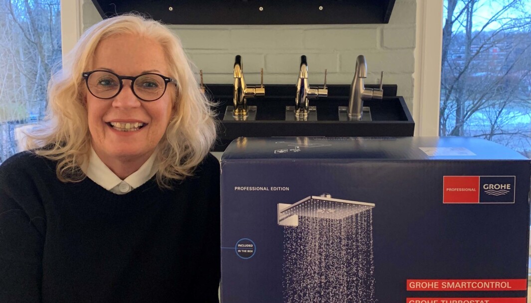 DELER OPP: De neste produktlanseringene kommer enten for profesjonelle eller i «quickfix»-markedet, forteller Grohe-sjef Anne Øiseth. DELER OPP: De neste produktlanseringene kommer enten for profesjonelle eller i «quickfix»-markedet, forteller Grohe-sjef Anne Øiseth.