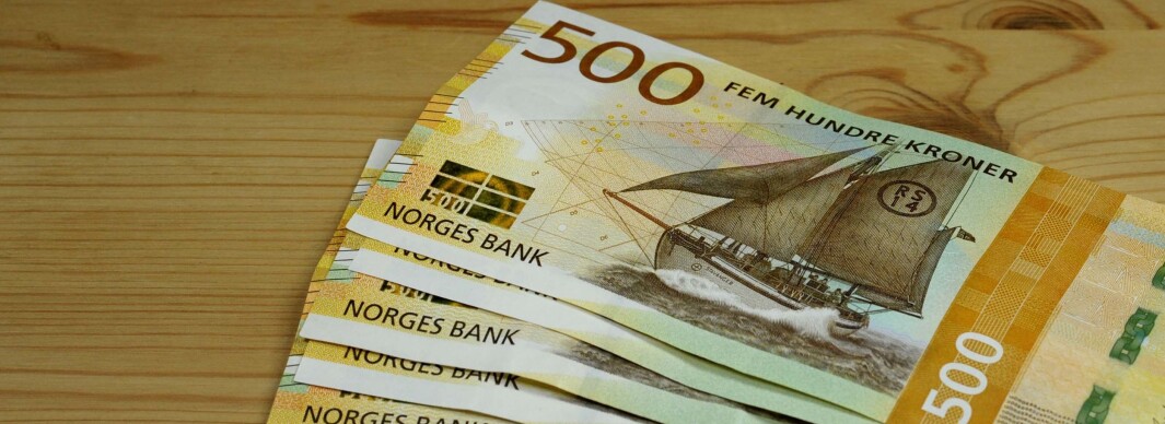 FÅR BETALT: Rørleggeren får betalt selv om kunden ville overlate regningen til et tvangsoppløst entreprenørfirma. FÅR BETALT: Rørleggeren får betalt selv om kunden ville overlate regningen til et tvangsoppløst entreprenørfirma.