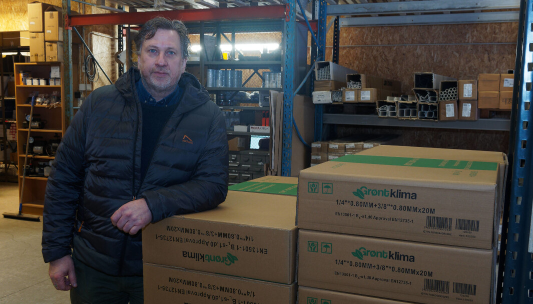 LAGER: Are Haugen og Grøntklima har varer for åtte millioner på lager i Skien, for å være sikre på å kunne levere raskt. LAGER: Are Haugen og Grøntklima har varer for åtte millioner på lager i Skien, for å være sikre på å kunne levere raskt.