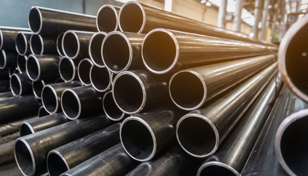 high quality Galvanized steel pipe or Aluminum and chrome stainless pipes in stack waiting for shipment in warehouse high quality Galvanized steel pipe or Aluminum and chrome stainless pipes in stack waiting for shipment in warehouse