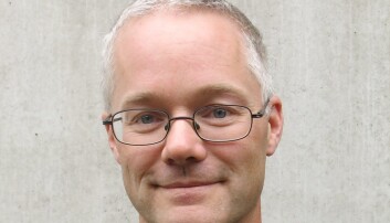 BESKYTTELSE: Både når rørene er pakket inn før de fjernes og når du bare skal bore et hull, må du bruke beskyttelse, understreker Pål Graff. BESKYTTELSE: Både når rørene er pakket inn før de fjernes og når du bare skal bore et hull, må du bruke beskyttelse, understreker Pål Graff.