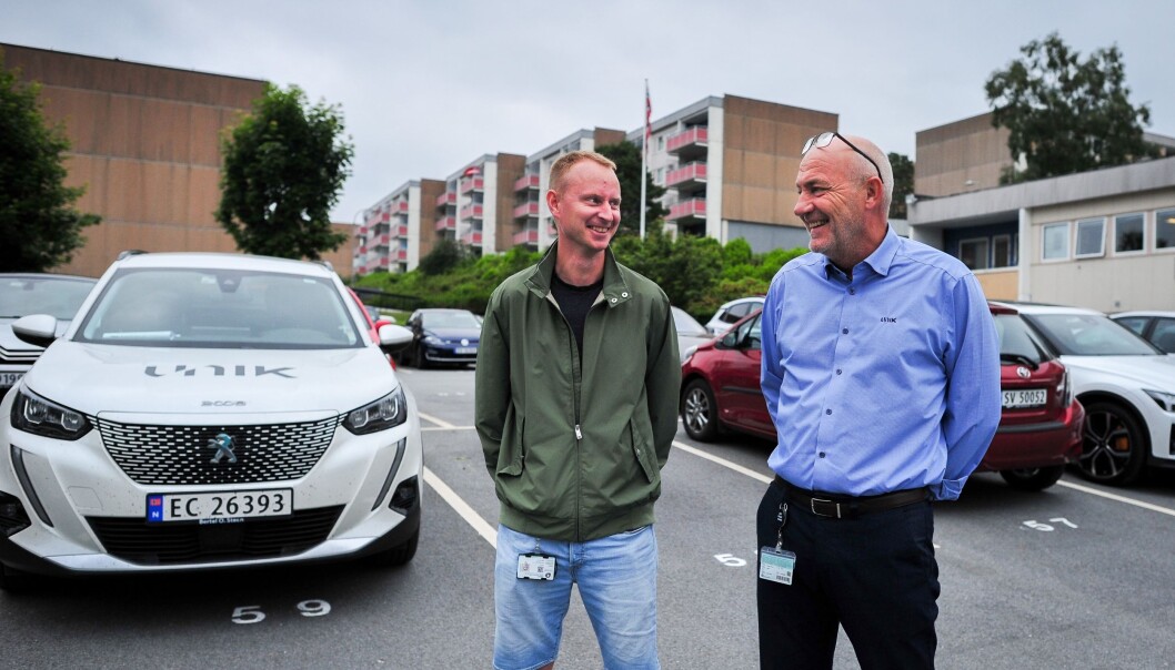 TRAVELT: Unik VVS får det travelt fremover. Leder for Unik VVS sin avdeling for borettslag, Christer Skjerping (t.v.) og daglig leder i Unik VVS, Helge Olsen, gleder seg over to nylig signerte borettslagskontrakter. TRAVELT: Unik VVS får det travelt fremover. Leder for Unik VVS sin avdeling for borettslag, Christer Skjerping (t.v.) og daglig leder i Unik VVS, Helge Olsen, gleder seg over to nylig signerte borettslagskontrakter.