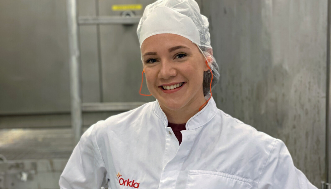KLAR: Stine Anthonisen er prosjektleder for det nye prosjektet som skal få på plass permanent kjøleanlegg hos Orkla Foods i Fredrikstad. Fabrikken har leid anlegg for å bli sikrere på hva som er den riktige løsningen. KLAR: Stine Anthonisen er prosjektleder for det nye prosjektet som skal få på plass permanent kjøleanlegg hos Orkla Foods i Fredrikstad. Fabrikken har leid anlegg for å bli sikrere på hva som er den riktige løsningen.