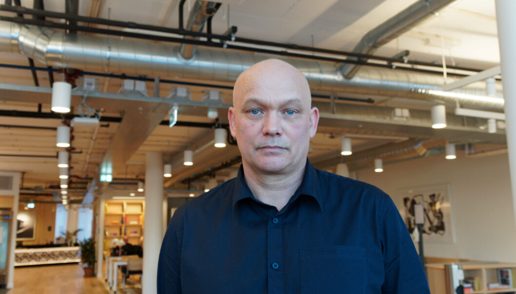BRANNVEGG: God ventilasjon, filtrering og mulighet til å oppdage virus i inneluften, det vil gi VVS-bransjen store muligheter og gjøre bygningene til brannvegg mot Covid, sier teknogründer Ivar Plahte. BRANNVEGG: God ventilasjon, filtrering og mulighet til å oppdage virus i inneluften, det vil gi VVS-bransjen store muligheter og gjøre bygningene til brannvegg mot Covid, sier teknogründer Ivar Plahte.