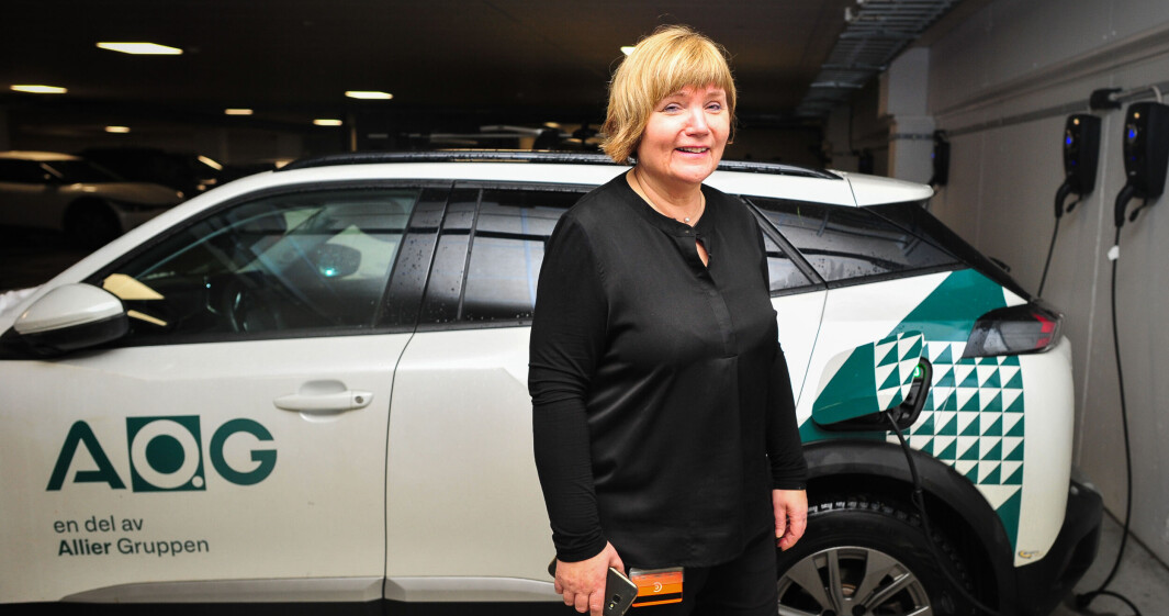 GODT MED LADING: Lademulighetene i parkeringskjelleren til Allier Gruppen er gode. Samlet har selskapet ti ladere til sine medarbeidere. GODT MED LADING: Lademulighetene i parkeringskjelleren til Allier Gruppen er gode. Samlet har selskapet ti ladere til sine medarbeidere.