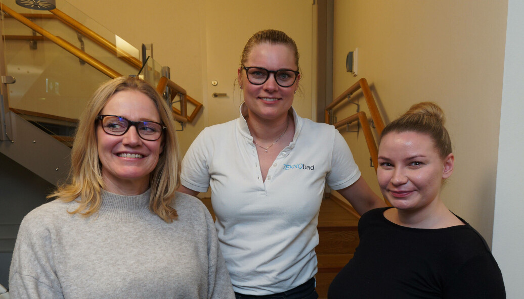 BLIR FLERE: Eva Selmer-Olsen (fra venstre), Ellen Knudsen og Tina Johanne Marki Ebermann i Teknobad trenger over 25 nye kolleger for å klare med ny produksjon til Brødrene Dahl. BLIR FLERE: Eva Selmer-Olsen (fra venstre), Ellen Knudsen og Tina Johanne Marki Ebermann i Teknobad trenger over 25 nye kolleger for å klare med ny produksjon til Brødrene Dahl.
