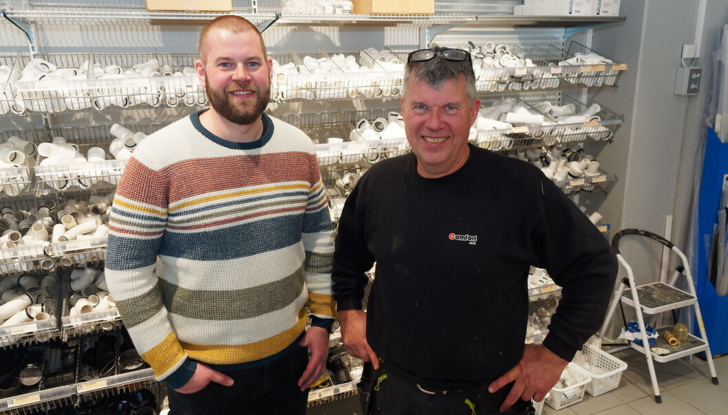 ØKONOMI: Anders (til venstre) og Ruben Åsheim ser hvordan de videregående skolene i Finnmark kommer til å få dårligere råd. ØKONOMI: Anders (til venstre) og Ruben Åsheim ser hvordan de videregående skolene i Finnmark kommer til å få dårligere råd.