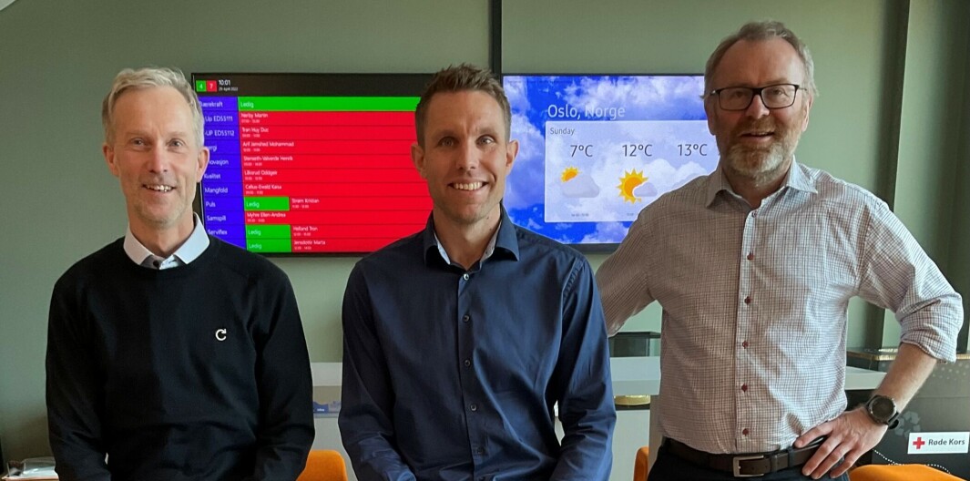 Fra venstre: Jens Håkon Aamodt, leder for Caverions Askim-kontor, Marius Kittelsen, leder for Kaldt og Varmt og Knut Gaaserud, adm.dir. for Caverion i Norge. Fra venstre: Jens Håkon Aamodt, leder for Caverions Askim-kontor, Marius Kittelsen, leder for Kaldt og Varmt og Knut Gaaserud, adm.dir. for Caverion i Norge.