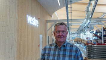PASSIV: Stefan Tjust er sjef på en ny fabrikk som er bygget etter passivhusstandard. PASSIV: Stefan Tjust er sjef på en ny fabrikk som er bygget etter passivhusstandard.