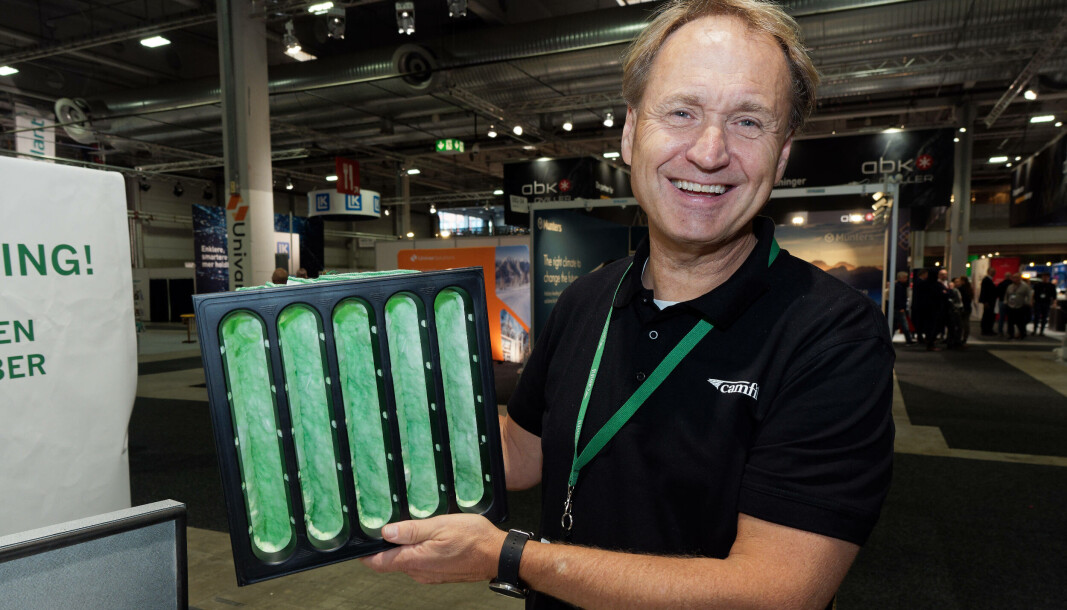 LANSERING: Jan-Erik Kleven og Camfil lanserer filtre som sparer energi. LANSERING: Jan-Erik Kleven og Camfil lanserer filtre som sparer energi.