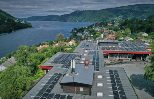 Vestland skal ha solceller på alle tak