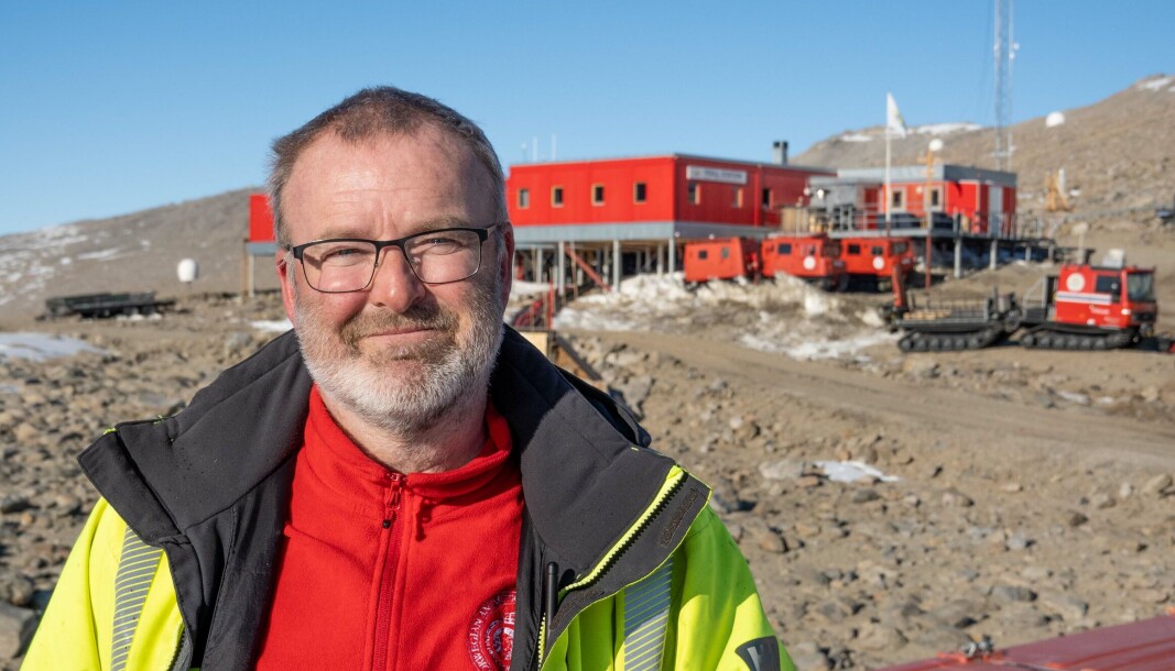 SUPERVAKTMESTER: Kjetil Rasmussen er rørlegger, flyplassjef, vannsmelter og supervaktmester i Antarktis SUPERVAKTMESTER: Kjetil Rasmussen er rørlegger, flyplassjef, vannsmelter og supervaktmester i Antarktis