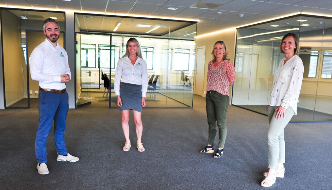 SMARTE GREP: Tommy Hagenes (Proptech Bergen) (f.v.), Therese Hagenes (Proptech Bergen), Anja Schmidt og Bente Haugsdal fra Angarde. SMARTE GREP: Tommy Hagenes (Proptech Bergen) (f.v.), Therese Hagenes (Proptech Bergen), Anja Schmidt og Bente Haugsdal fra Angarde.