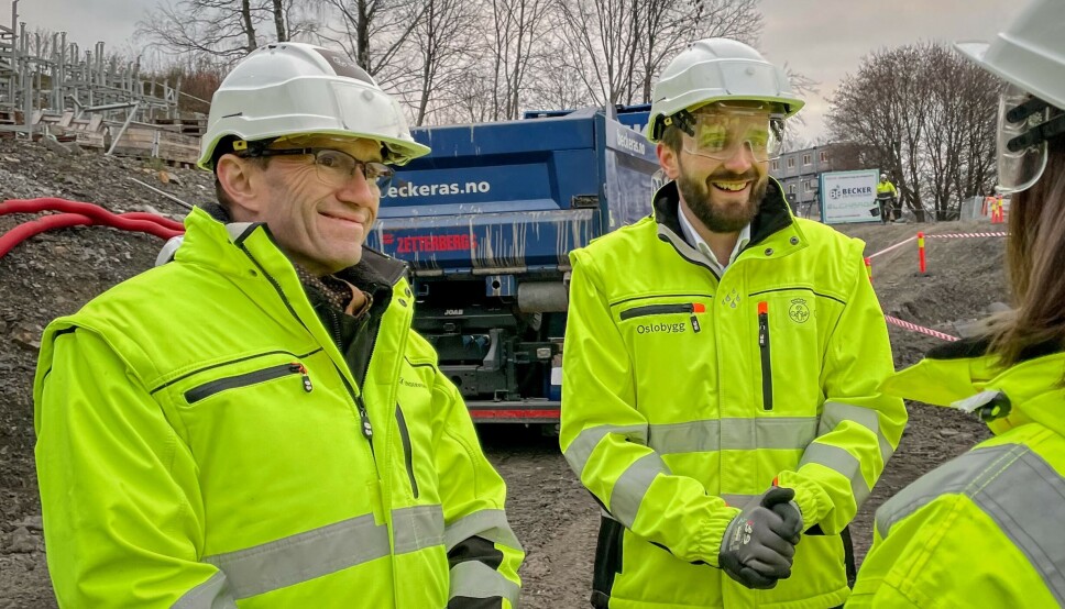 Klima- og miljøminister Espen Barth-Eide og næringsminister Jan Christian Vestre besøker nye Tøyenbadet som er under oppføring i Oslo. Klima- og miljøminister Espen Barth-Eide og næringsminister Jan Christian Vestre besøker nye Tøyenbadet som er under oppføring i Oslo.