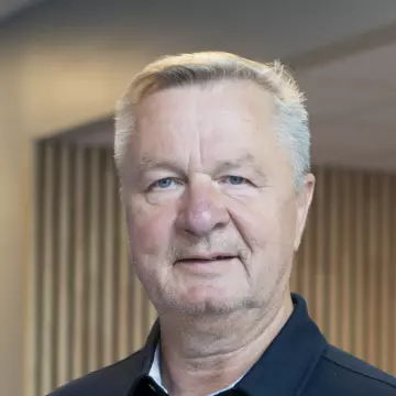 Roger Reinsborg, Senior selger i TROX Auranor