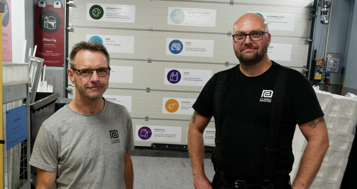 ALLE SKAL MED: Driftslederne Rune Kveinå (til venstre) og Frank Roger Halvorsen arbeider med en avfallsløsning som virker godt – mye fordi leietagerne også er engasjert og spiller med.