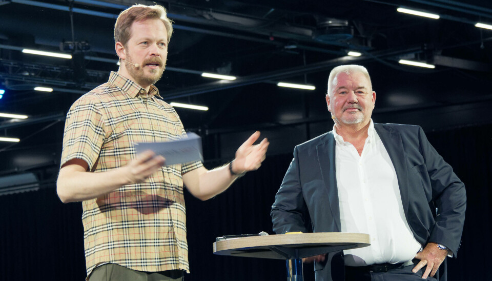 TUSEN: Ventistål-sjef Trond Severinsen (til høyre) og konferansier Harald Tørnquist åpnet Ventistål Arena med mer enn 1.000 besøkende torsdag.