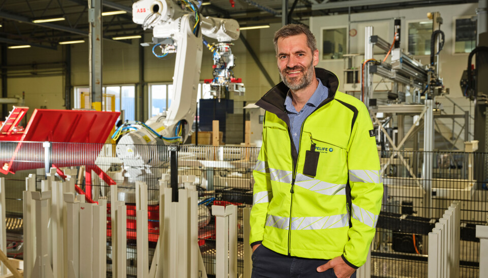INVESTERER: – Vi fullautomatiserer produksjonen i fabrikken i Surnadal for å bli enda mer konkurransedyktig, sier administrerende direktør Sigmund Aandstad i Pipelife.