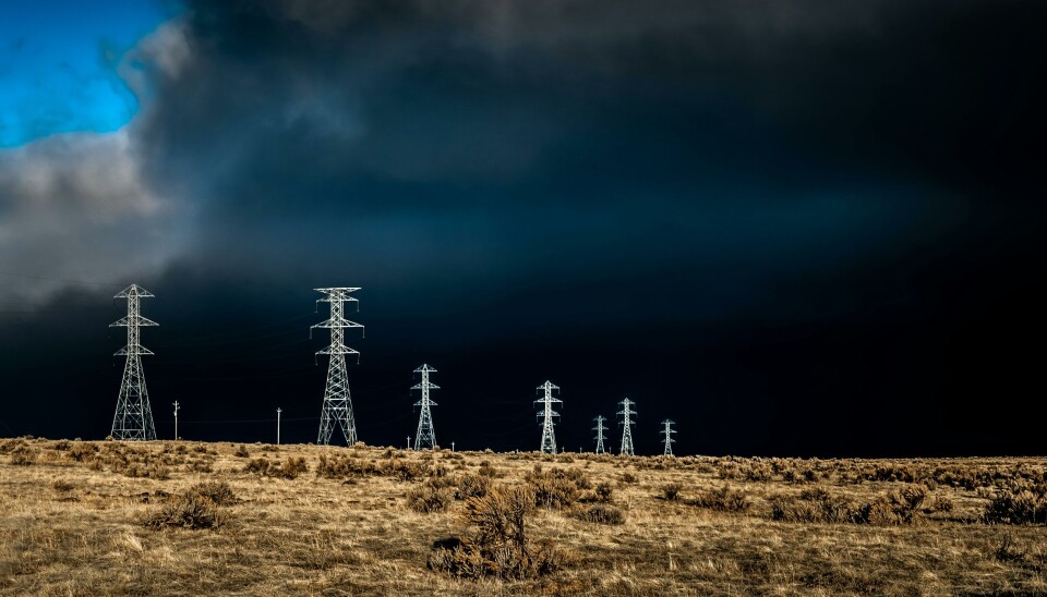 TIL BRUK: Husstandene får mer støtte til å bruke strøm enn til å spare strøm.