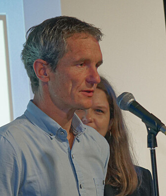 VET IKKE: Naturvernforbundets Truls Gulowsen er opptatt av de kjente, enkle løsningene slik som tetningslister og vinduer – ikke bare de tekniske og avanserte. Men potensialet utløses ikke fordi folk ikke vet om det, sier han.