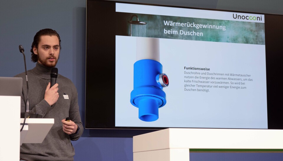 OVER HALVPARTEN: Sluksystemet sparer mellom 53 og 65 prosent og dusjrørsystemet sparer opptil 69 prosent av energien, sier Valentin Nittbaur.