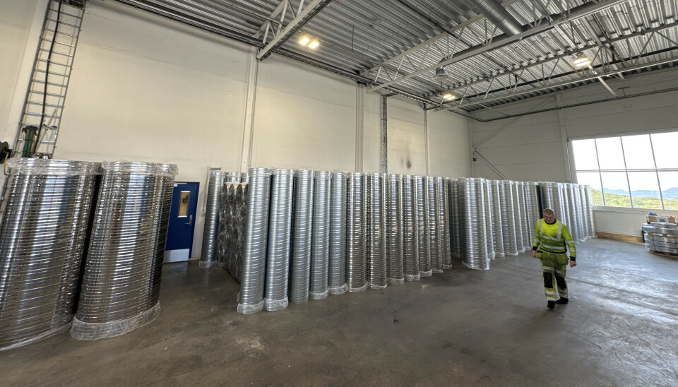 På byggeplassen står spirokanalene klare, rett fra produksjon inn i bygget.