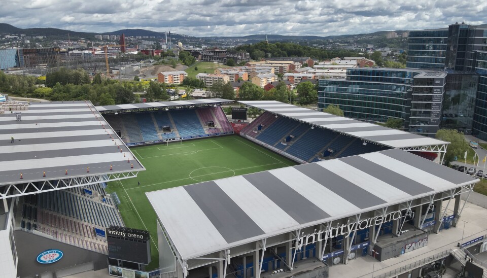 Vålerenga fotballs hjemmebane - Intility Arena - får solceller på tribunetaket.