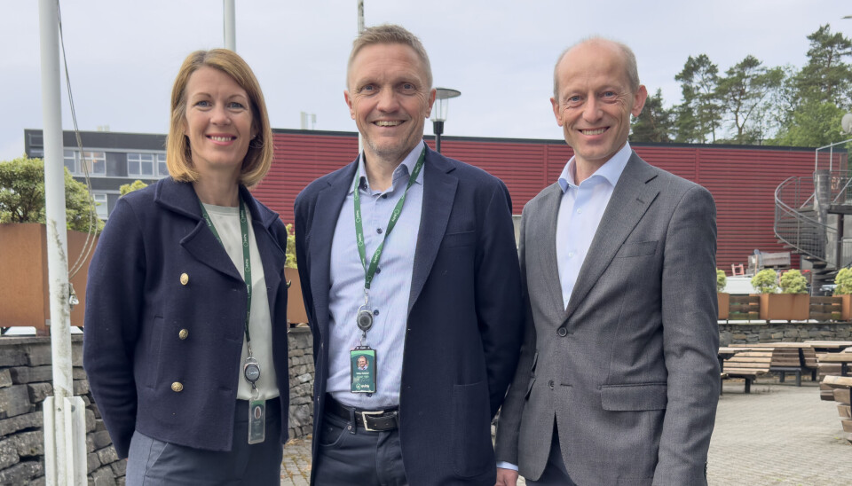 Eviny Solutions blir et selskap i AF Gruppen. Konsernsjef Ragnhild Janbu Fresvik i Eviny, administrerende direktør Helge Rysjedal i Eviny Solutions (i midten) og konserndirektør Tormod Solberg i AF Gruppen er samstemte om at det vil styrke posisjonen til Eviny Solutions.